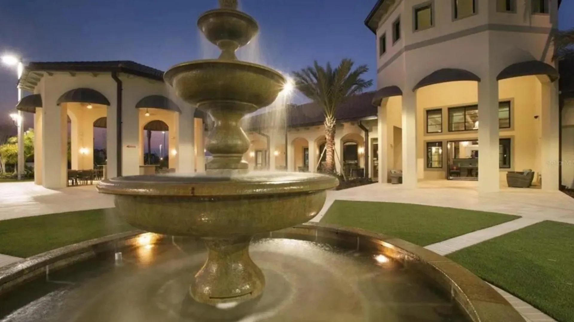 Semesterbostad 6Br Family Mansion Pvt Pool Bbq Villa Davenport USA